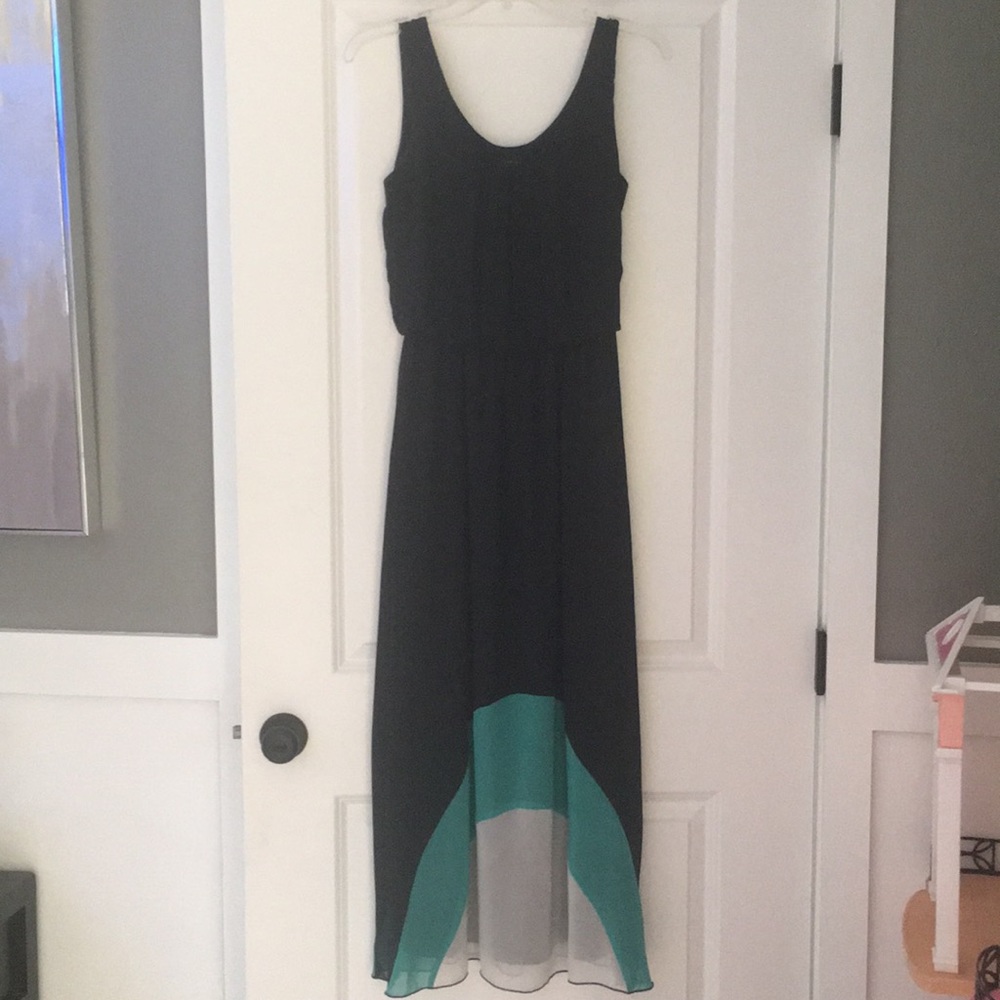 Maxi dress with color block bottom